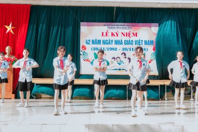 TRƯỜNG THCS BÌNH HÒA  TỔ CHỨC CÁC HOẠT ĐỘNG CHÀO MỪNG KỈ NIỆM 42 NĂM  NGÀY NHÀ GIÁO VIỆT NAM